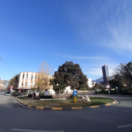 Tirana Apartment Garda Eksteriør billede