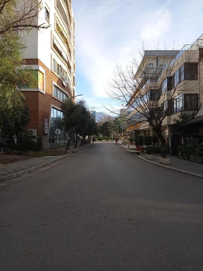 Tirana Apartment Garda Eksteriør billede